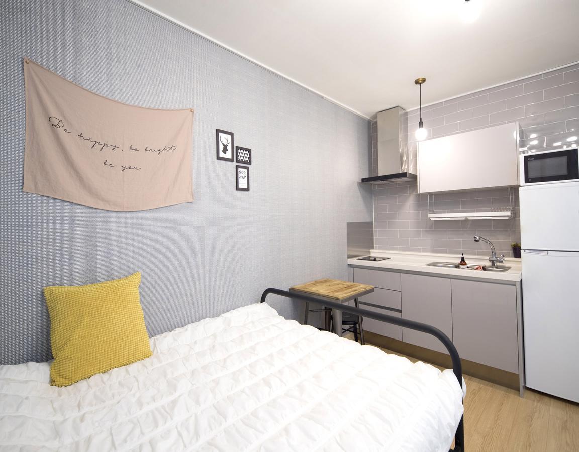 Jeju Feel Pension Exteriör bild