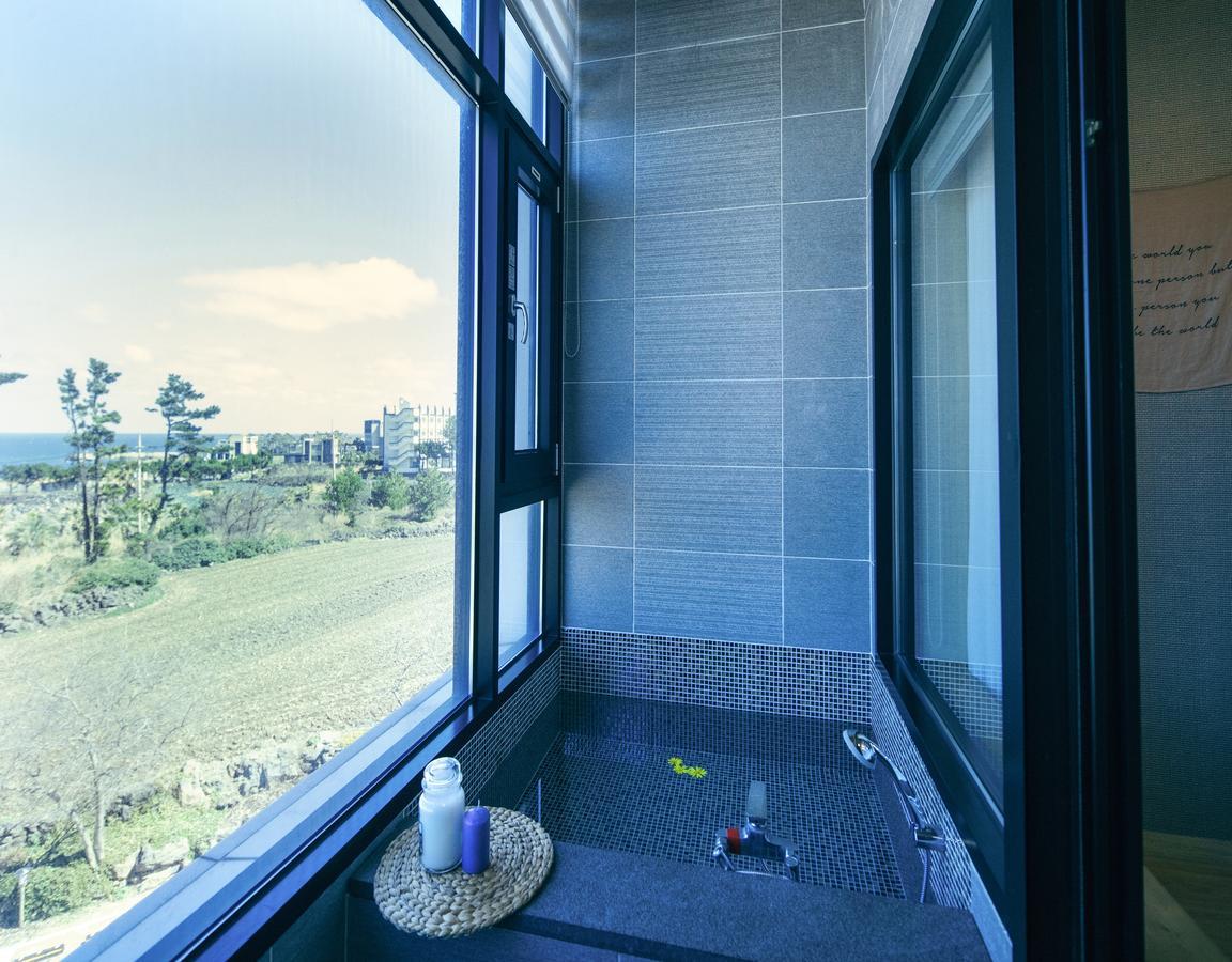 Jeju Feel Pension Exteriör bild