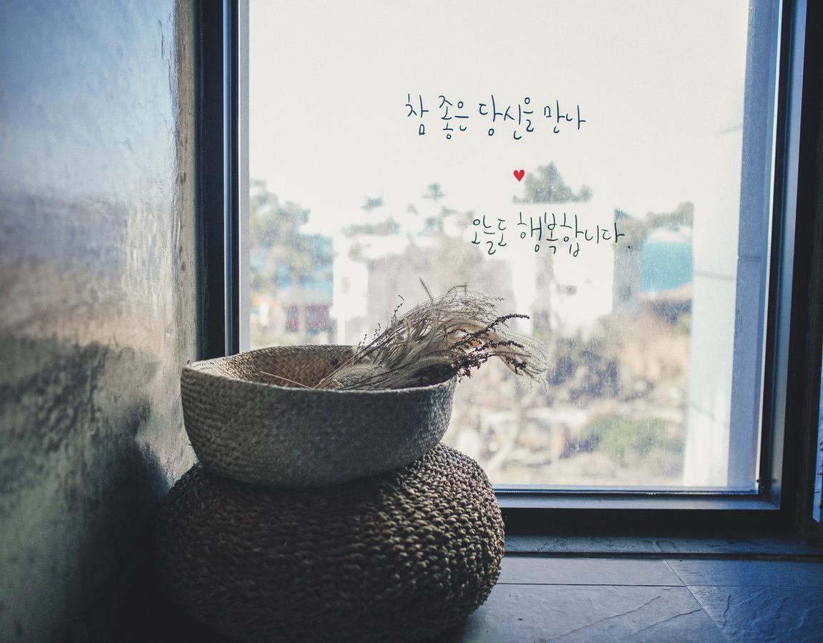 Jeju Feel Pension Exteriör bild