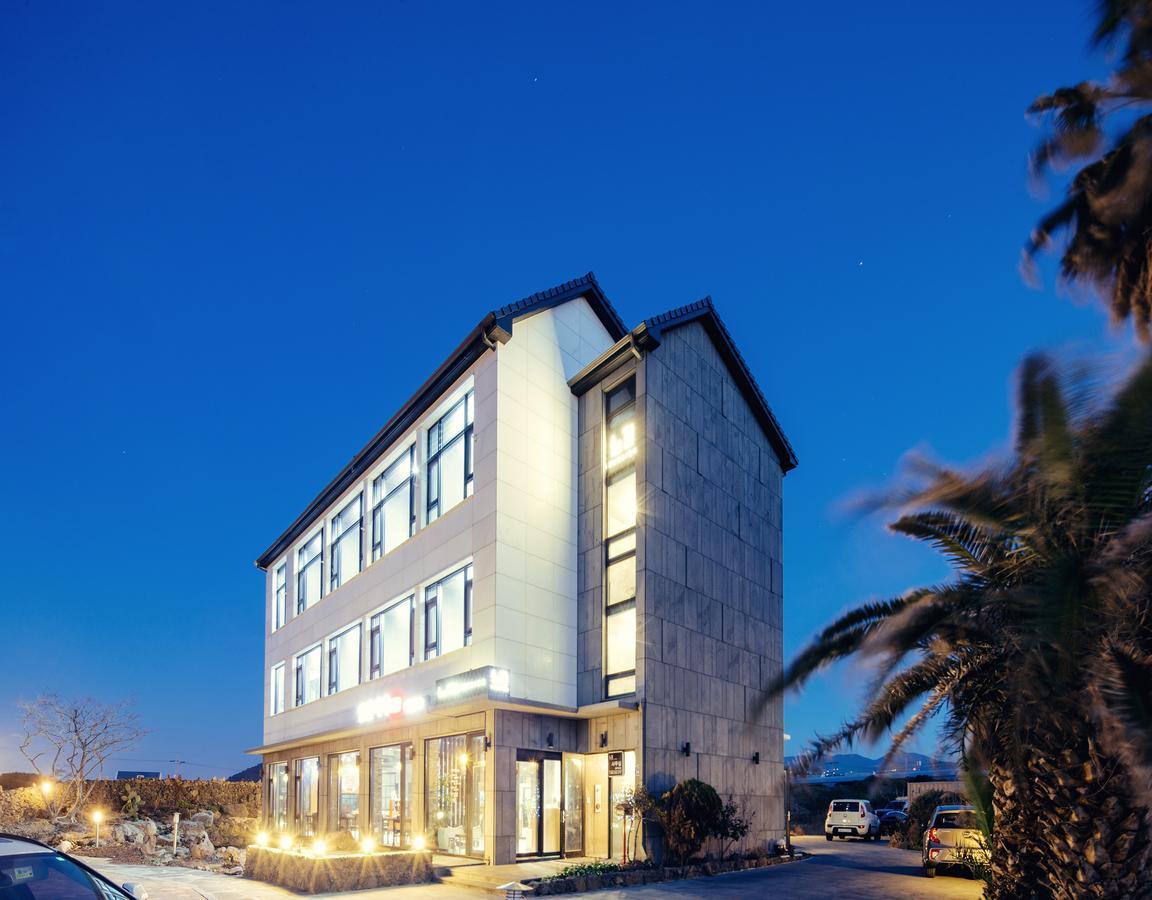 Jeju Feel Pension Exteriör bild